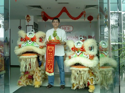 Lion Dance Performance Photo 4 at HOE Pharmaceuticals
